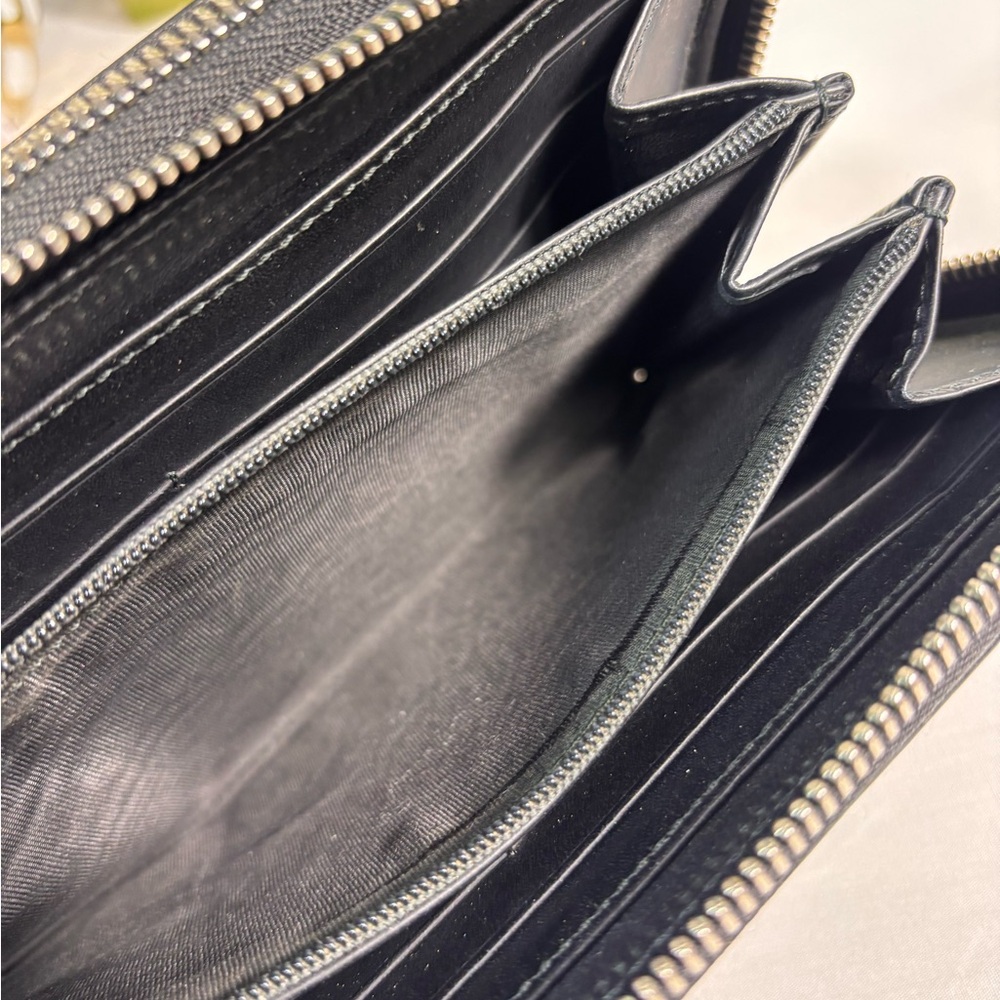 Beautiful Gucci Travel Organizer Wallet Black Guccissima - Picture 10 of 13